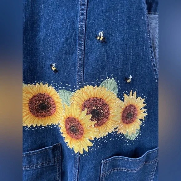 Denim Upcycled Enhanced Overalls Sz. L sunflowers Bee Embroidered - Picture 4 of 7